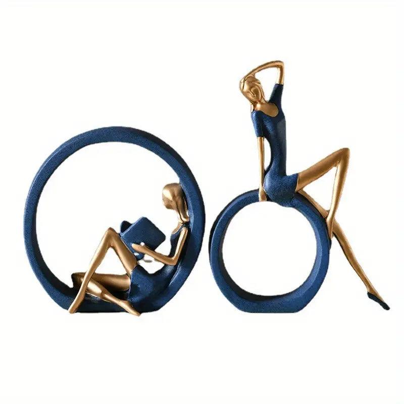 Élégantes Figurines de Femmes