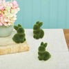 Fluffy Faux Paashaas Standbeelden