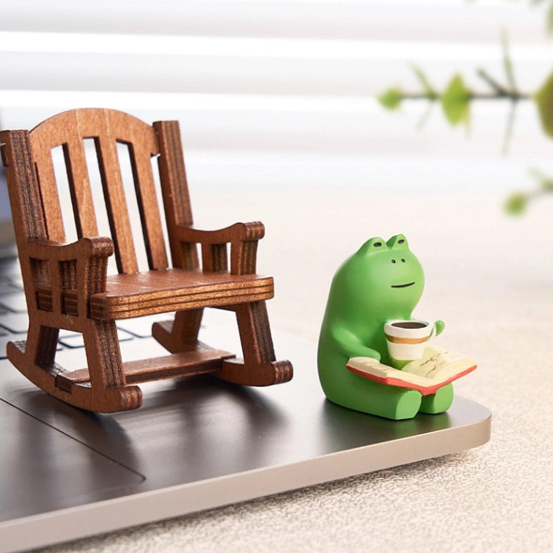 Cute Frog Desk Decoration