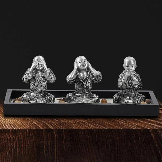 Drie Monnik Statua