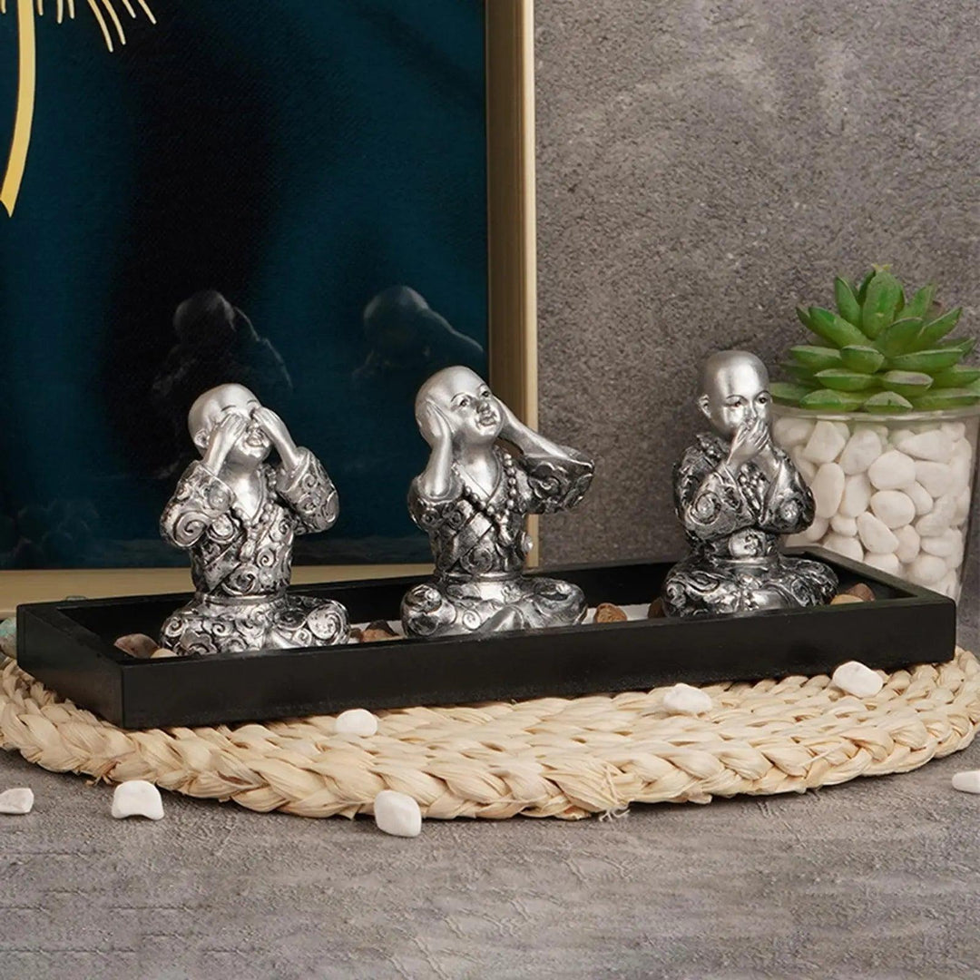 Drie Monnik Statua
