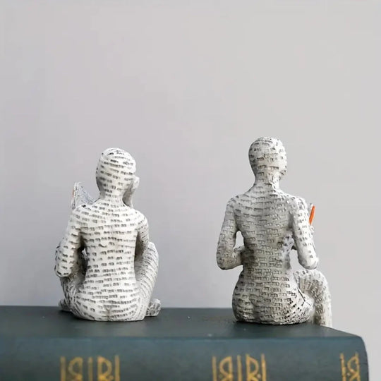 Mini Abstract Reader Figurine