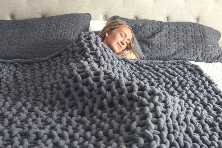 Cozy knitted blanket