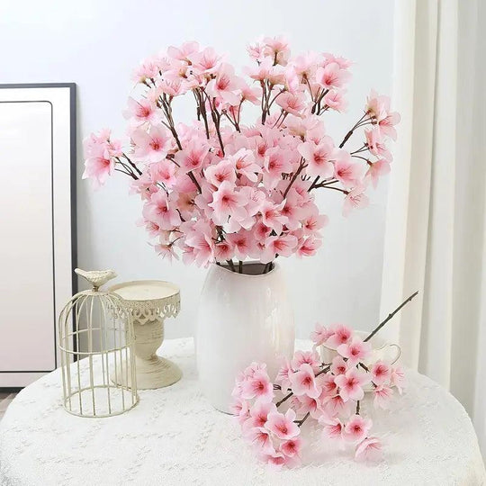 Rami di fiori di ciliegio