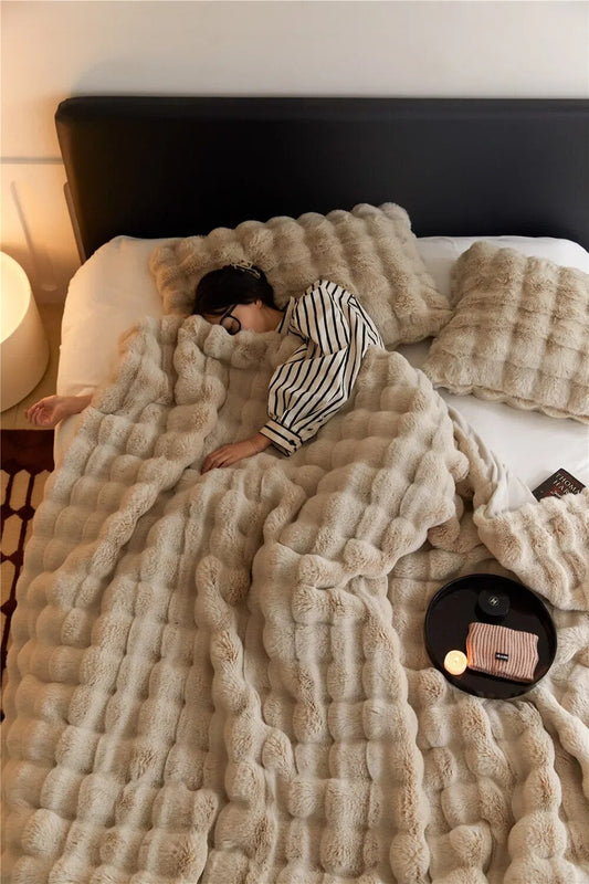 Dubbelzijdige fleecedeken Bunny | effen knuffel voor dutjes en warmte