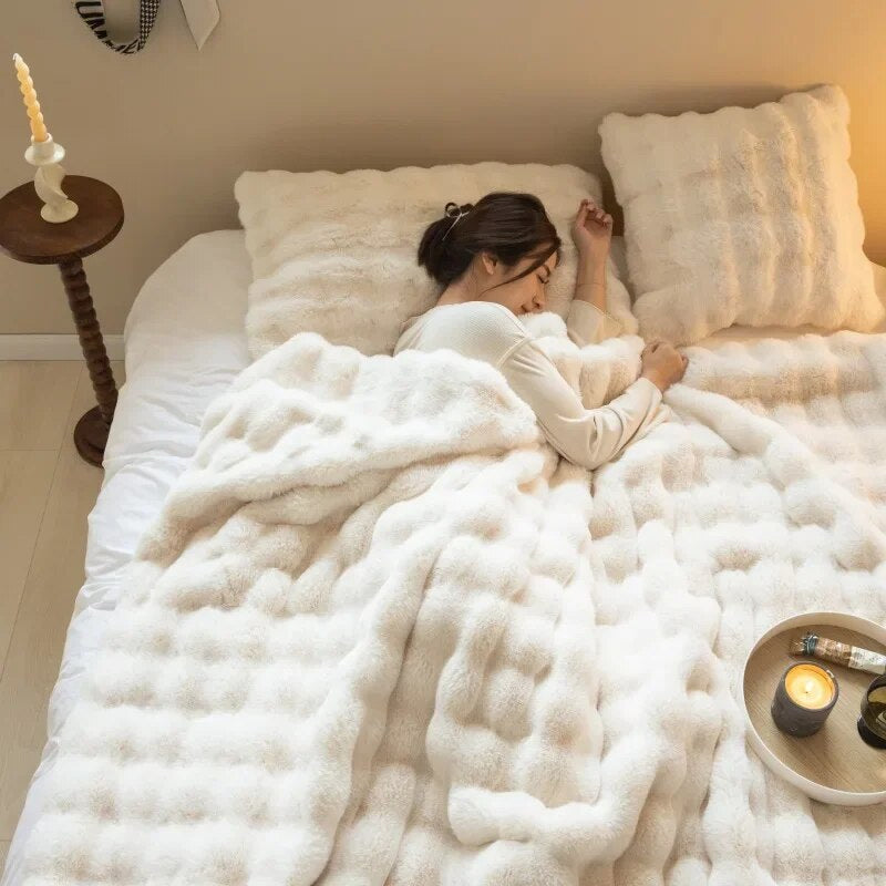 Dubbelzijdige fleecedeken Bunny | effen knuffel voor dutjes en warmte