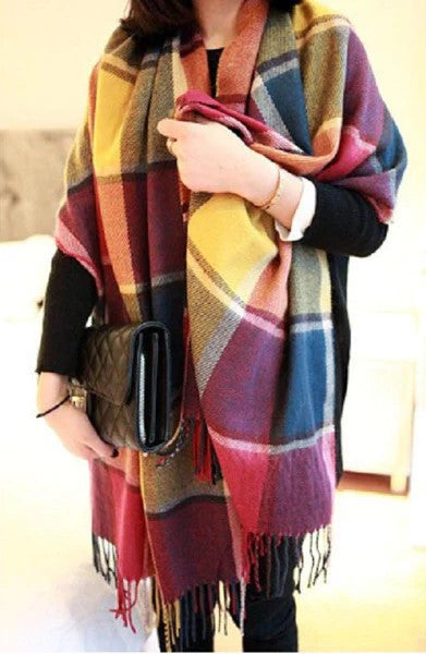 Sciarpa Autunnale Elegante | Calda Stola con Frange
