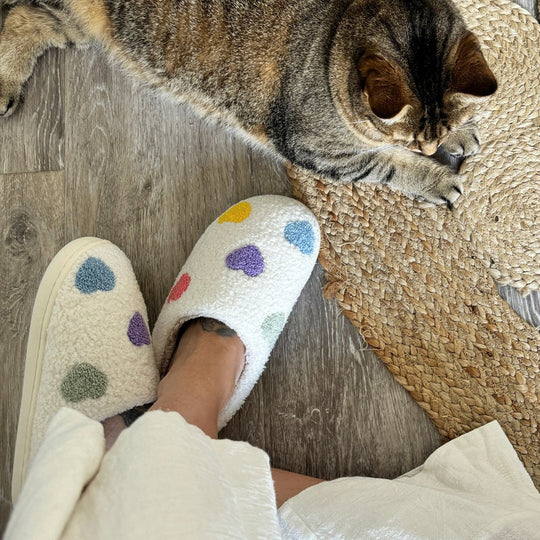 Warme Binnen Pantoffels | Patroon met Gekleurde Hartjes Huisschoenen