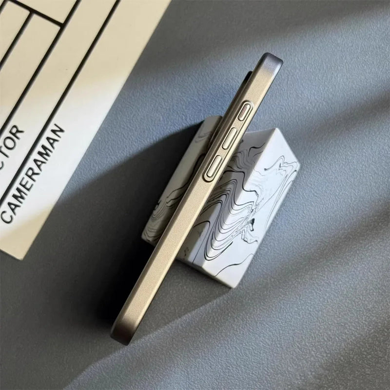 iPhone Metalen Frame Hoesje | Mat MagSafe Omslag met Camera Bescherming