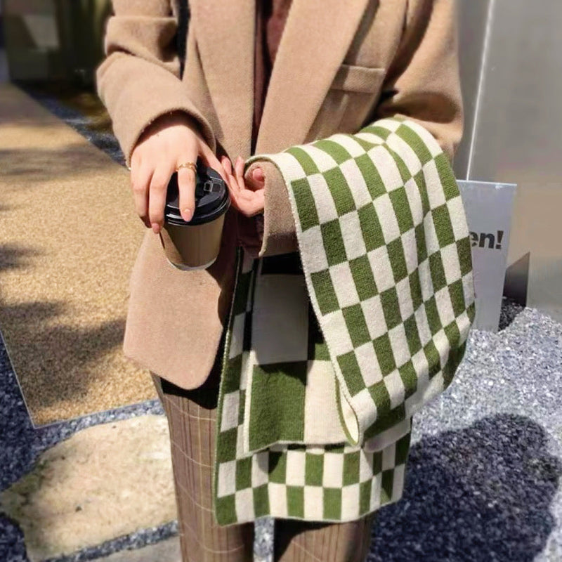 Plaid Knitted Scarf for Women | Two-Tone Checkered Cloth