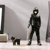 Banksy Man & Honden Kunst Sculptuur