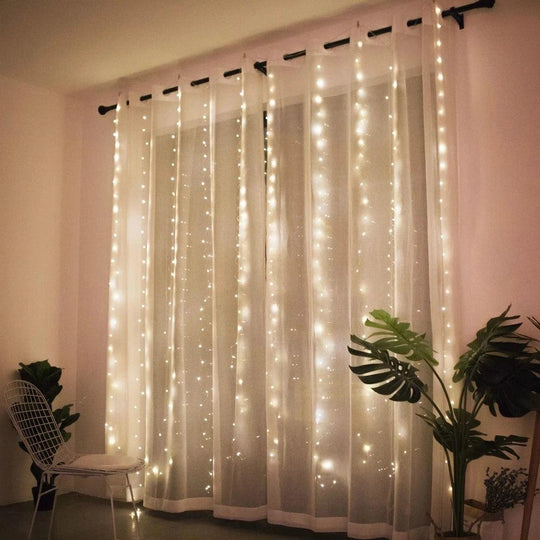 Luci di Natale a Tenda a Catena - Decorazione natalizia perfetta per la casa e le feste!