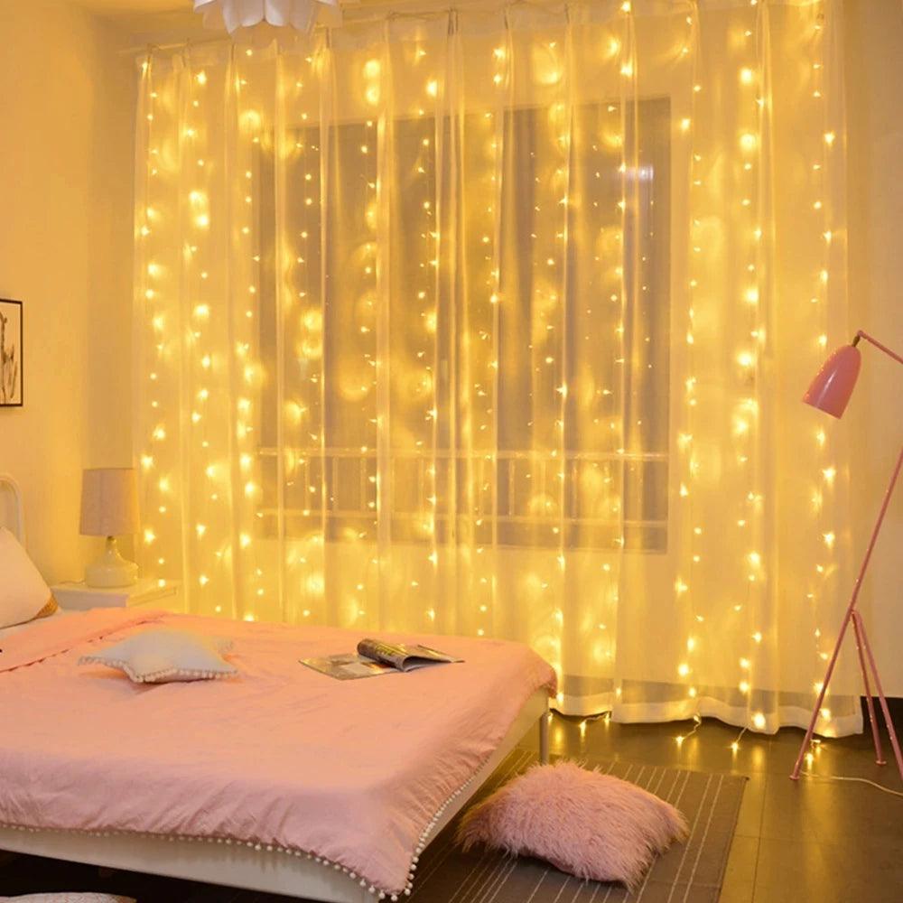 Luci di Natale a Tenda a Catena - Decorazione natalizia perfetta per la casa e le feste!