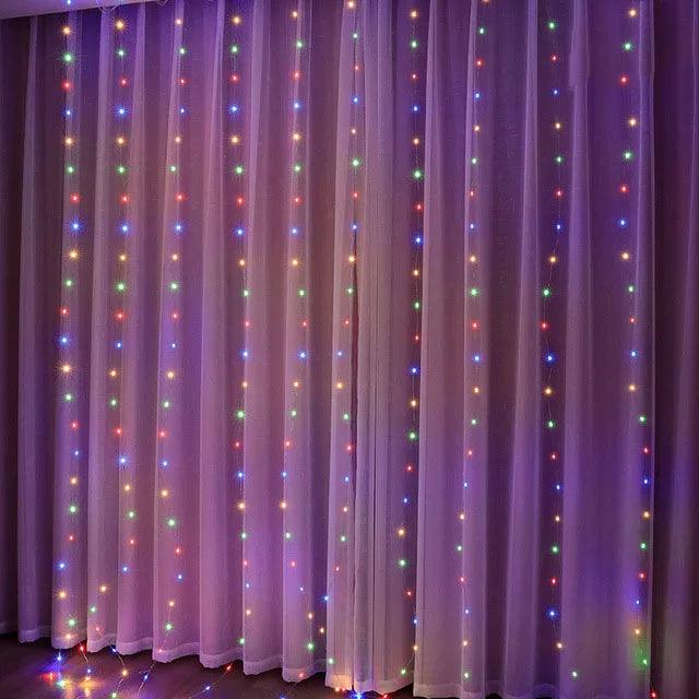 Luci di Natale a Tenda a Catena - Decorazione natalizia perfetta per la casa e le feste!