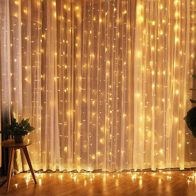 Luci di Natale a Tenda a Catena - Decorazione natalizia perfetta per la casa e le feste!