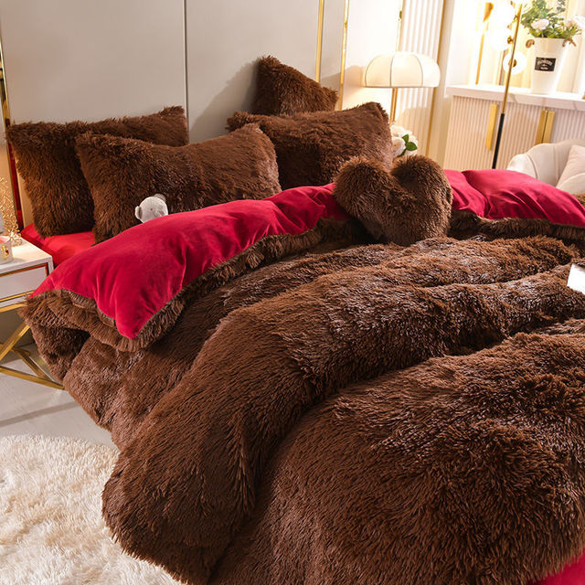 Pluchen dromen - 5 sets fleece beddengoed + hartkussen