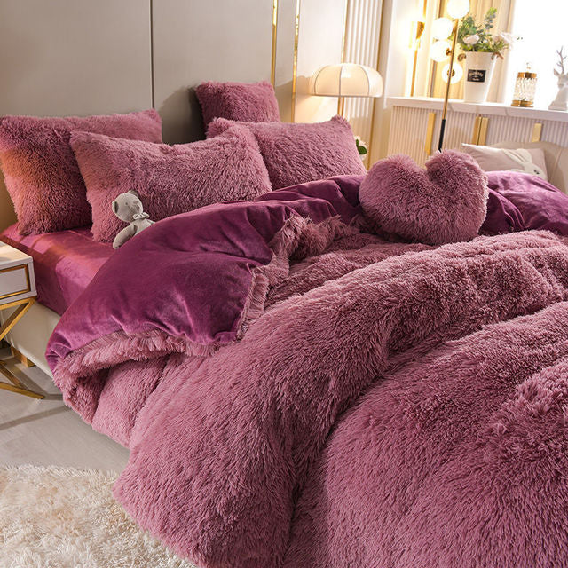 Pluchen dromen - 5 sets fleece beddengoed + hartkussen