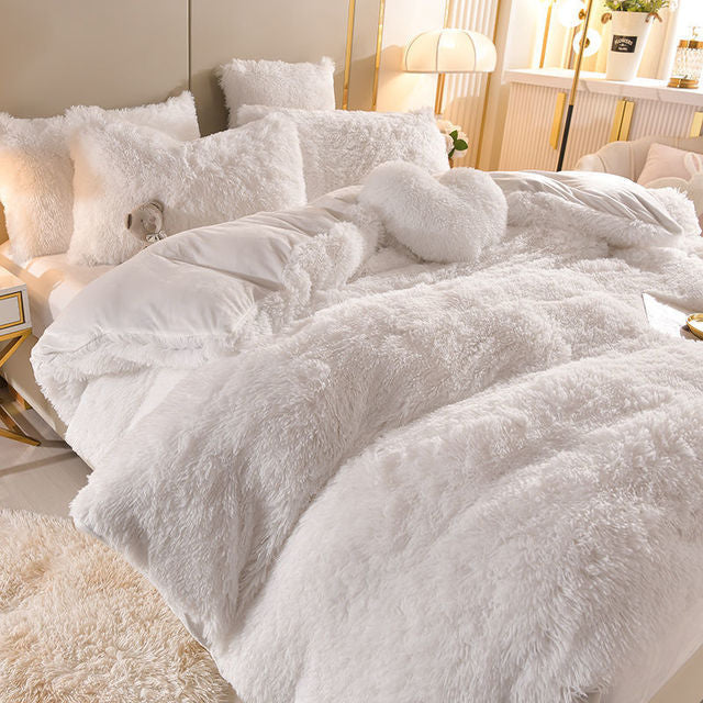 Pluchen dromen - 5 sets fleece beddengoed + hartkussen