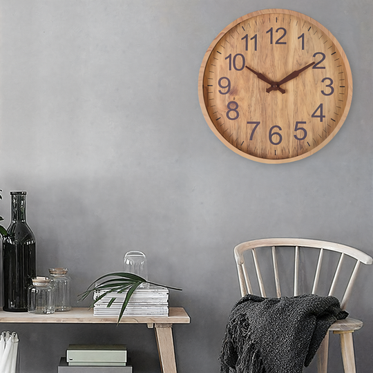 WoodAura – Horloge murale silencieuse en bois avec aspect naturel
