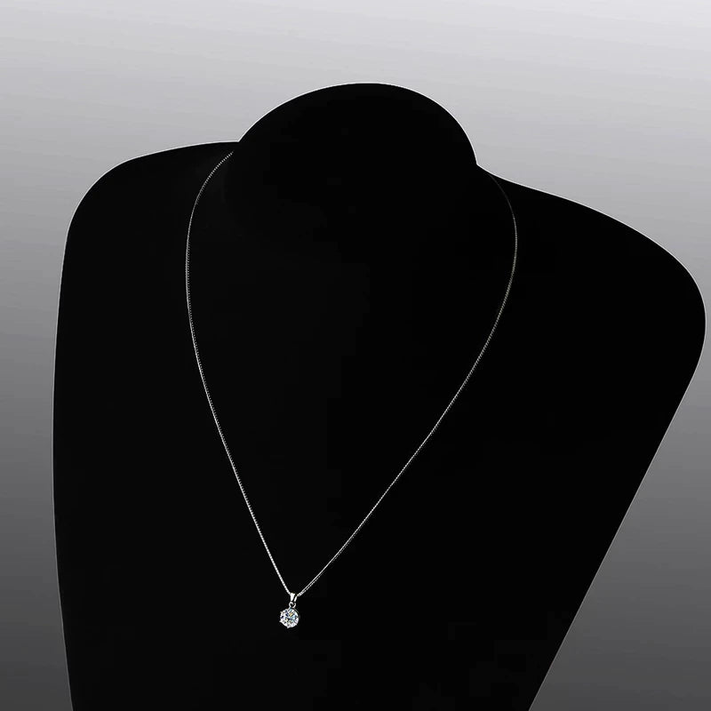 Collana Classica in Moissanite – Brilla come la Stella che Sei