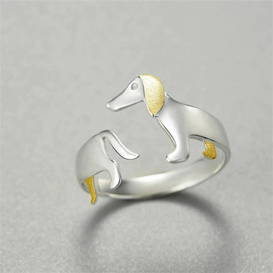 Anello in argento con bassotto adorabile – regolabile e pieno di carattere