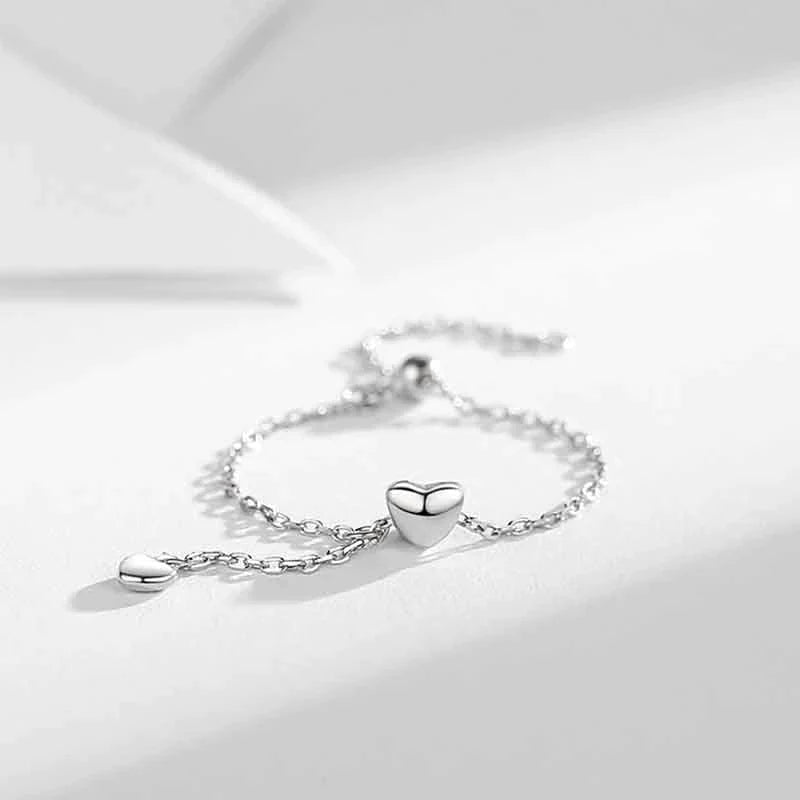 Anello Cuore Regolabile con Nappina – Romantico & Giocherellone