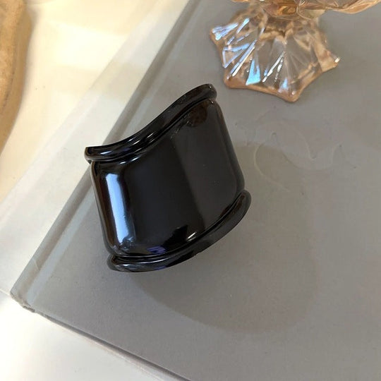 Bracciale Esagerato – Golf Audace in Asimmetria Elegante