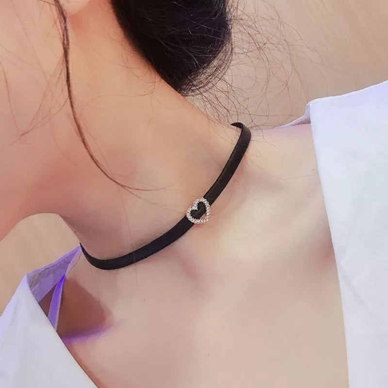 Collana con cristalli geometrici