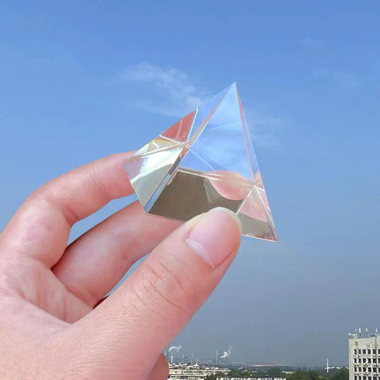 Prisma Optical Glass Crystal Pyramid