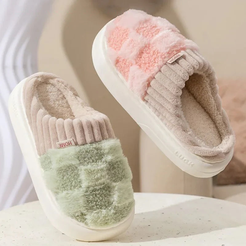 Pantoufles unisex confortables | Design à carreaux