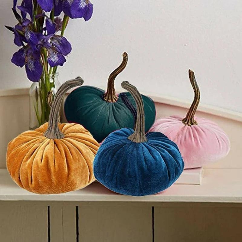Cuscino di peluche a forma di zucca fatto a mano