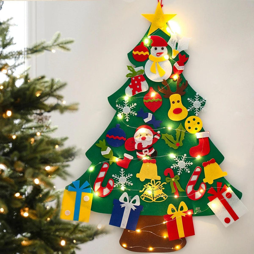 DIY Felt Christmas Tree with Lighting – Perfect Party Decoration