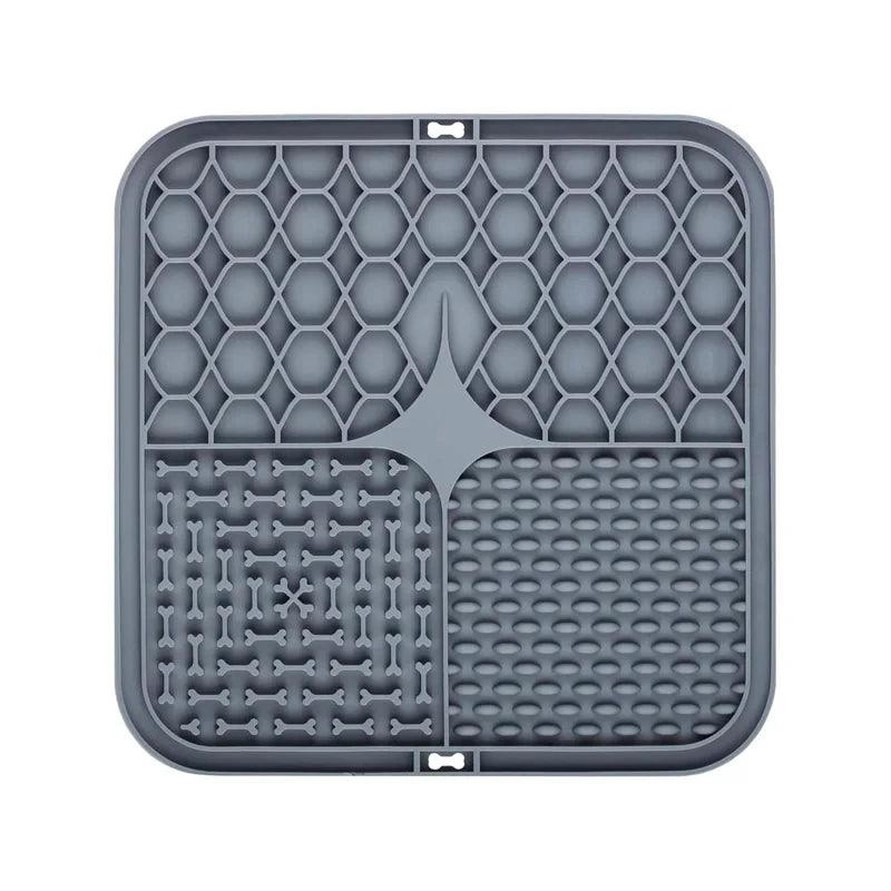 Silicone Lick Mat for Pets – Delayed Feeding and Fun
