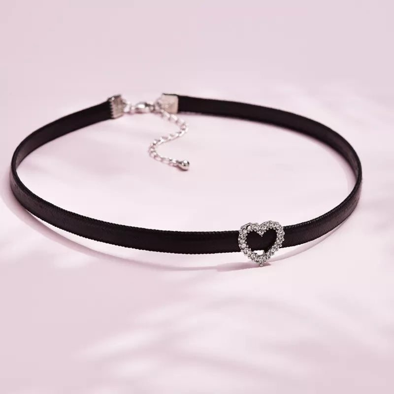 Collana con cristalli geometrici
