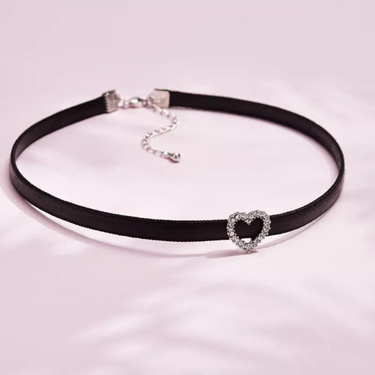 Collana con cristalli geometrici