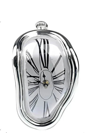 Orologio da fusione surrealista