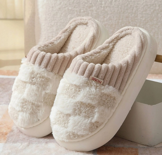 Pantoufles unisex confortables | Design à carreaux