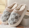 Unisex knusse pantoffels | Geruit ontwerp