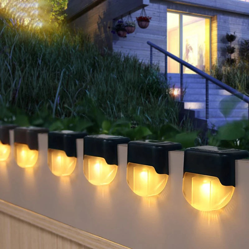 Zonne-energie LED Deklamp | Buitenlamp voor Pad, Tuin, Trappen, en Hek | Waterdichte Verlichting