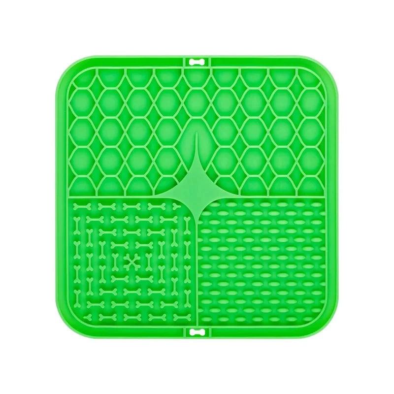 Silicone Lick Mat for Pets – Delayed Feeding and Fun