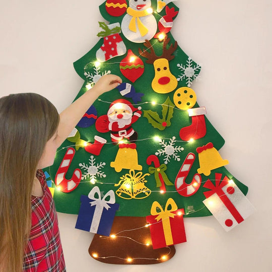 DIY Felt Christmas Tree with Lighting – Perfect Party Decoration