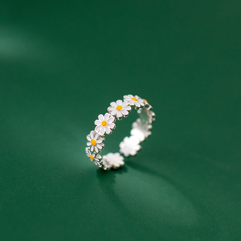 Anello di margherite – Un simbolo di nuovi inizi e gioia