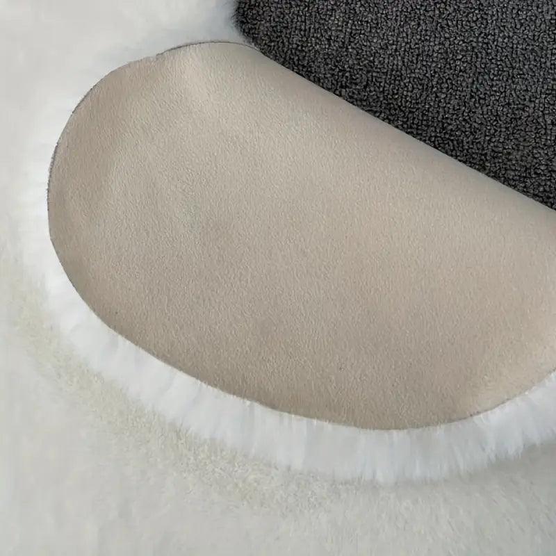 Soft and Cozy Teddy Bear Rug