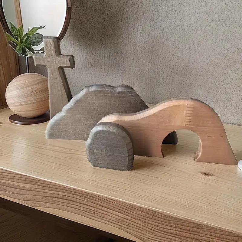 Croce di legno Tomba vuota Statua