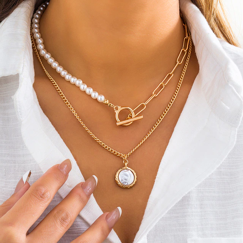 Collana a perle a strati – Strati di eleganza senza tempo