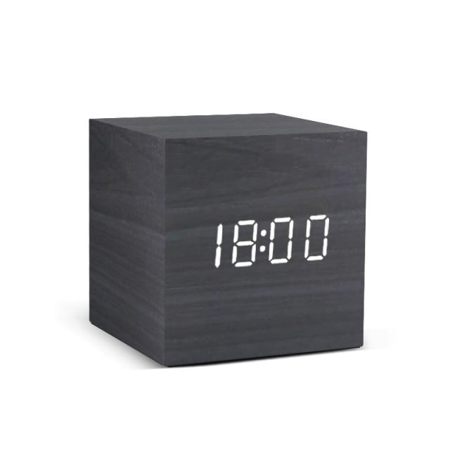 Houten minimalistische LED wekker