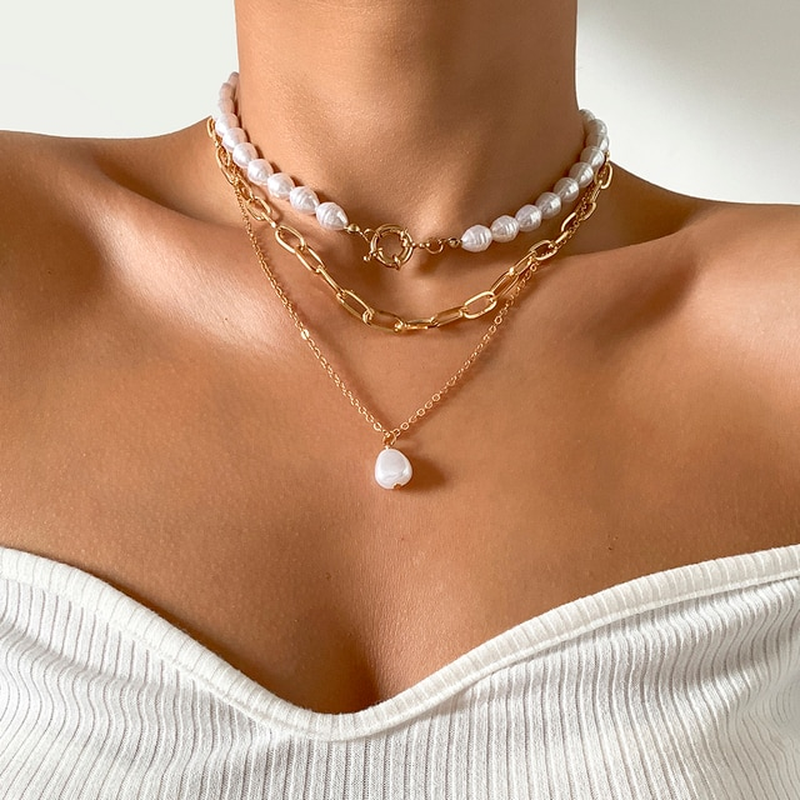 Collana a perle a strati – Strati di eleganza senza tempo
