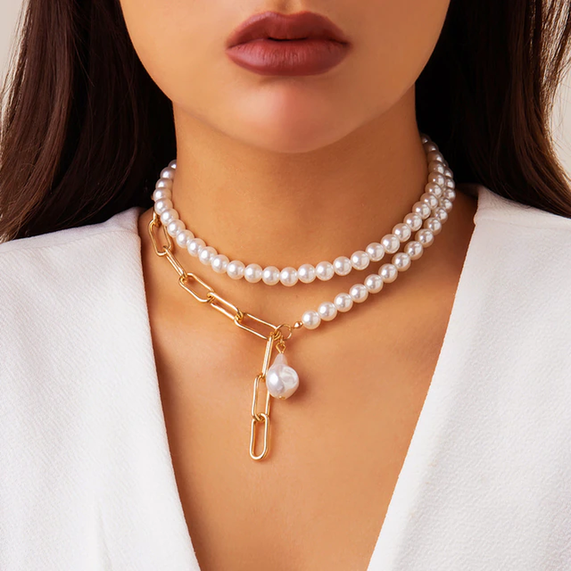 Collana a perle a strati – Strati di eleganza senza tempo